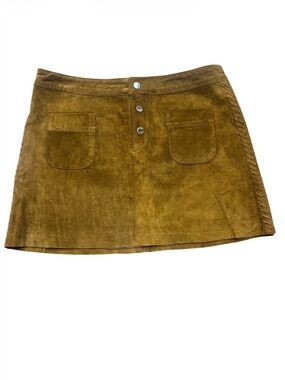 Escalier Women’s Faux Suede Mini Skirt with Front Pockets size 8